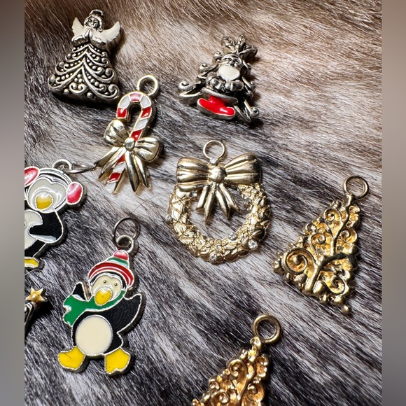 Set of 20 Holiday Jewelry Pendant Charms - Picture 5 of 9